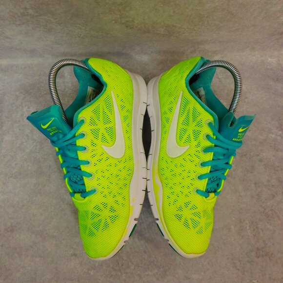 Nike Free TR Fit 3 Breathe Yellow Green Womens Size 7.5 579968-700 Running Shoes - Picture 3 of 8